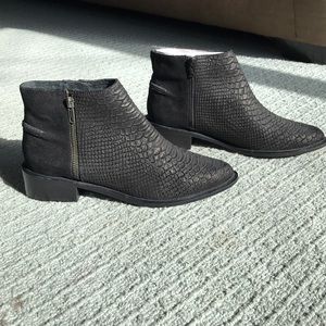 Seychelles booties- Size 9 women’s